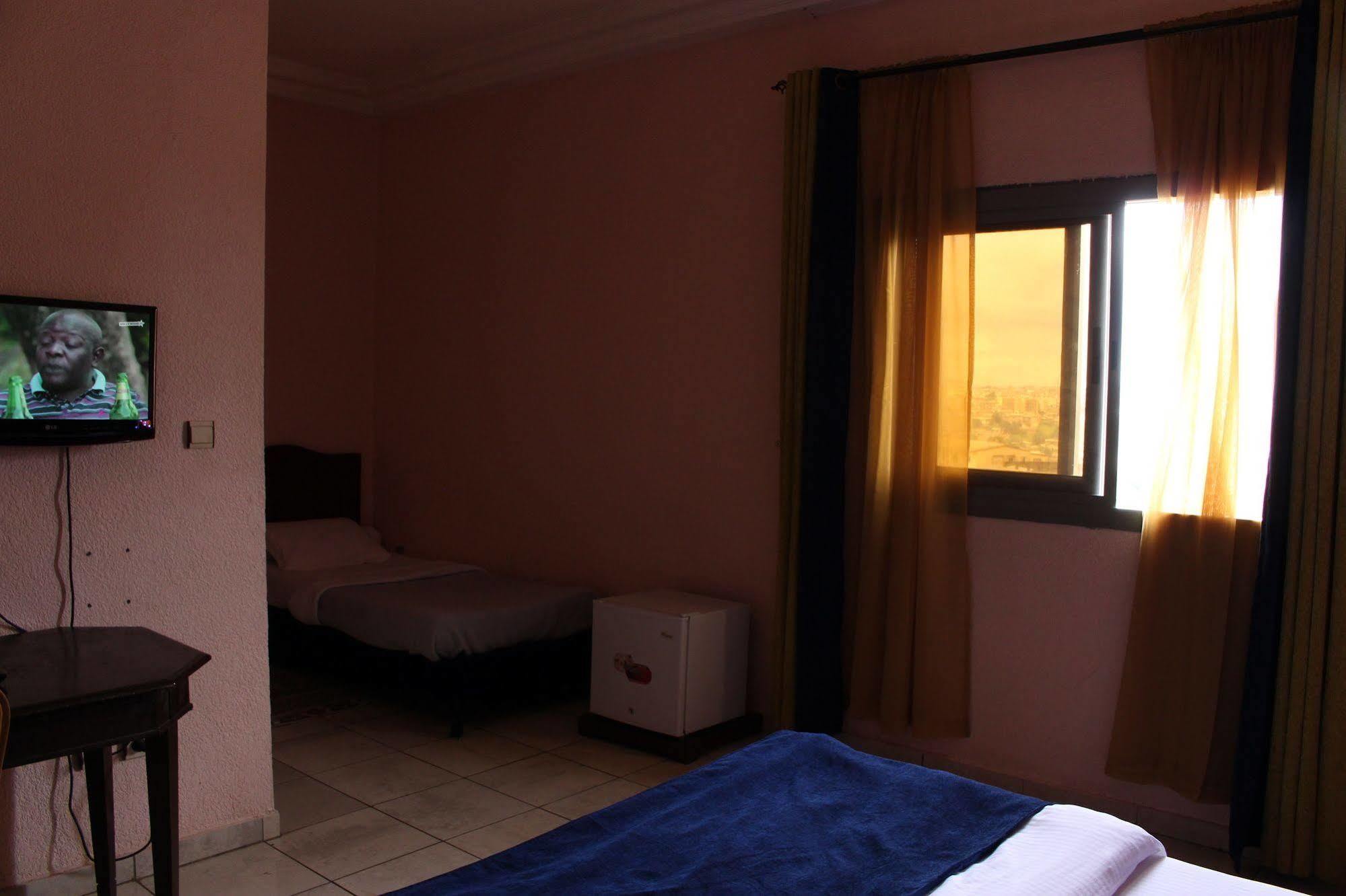 Prestige Hotel Yaoundé Exteriér fotografie